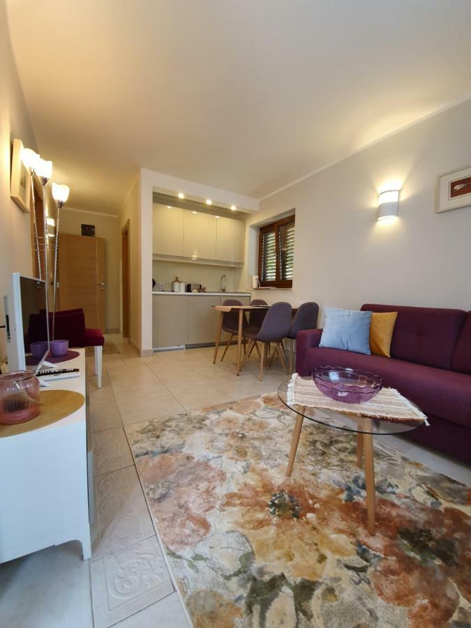 Apartment Maniva โกตอร์ ห้อง รูปภาพ